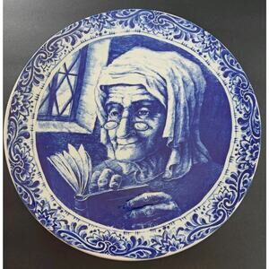 Delft Cabinet/Wall Plate Boch Freres La Louviere Belgium Old Lady 11.25'' Blue